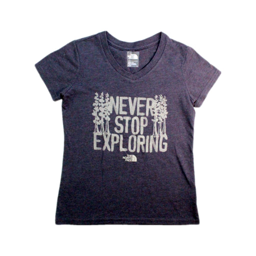 A Purple Short Sleeve T Shirts from The North Face in size 6T for girl. (Front View)