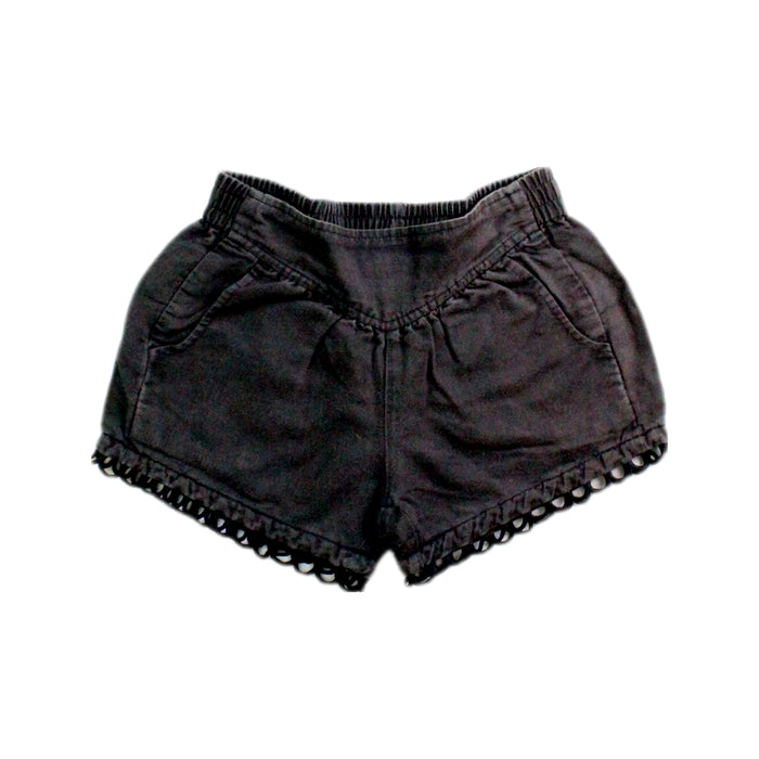 A Black Shorts from Country Road in size 3T for girl. (Front View)