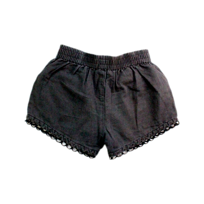 A Black Shorts from Country Road in size 3T for girl. (Back View)