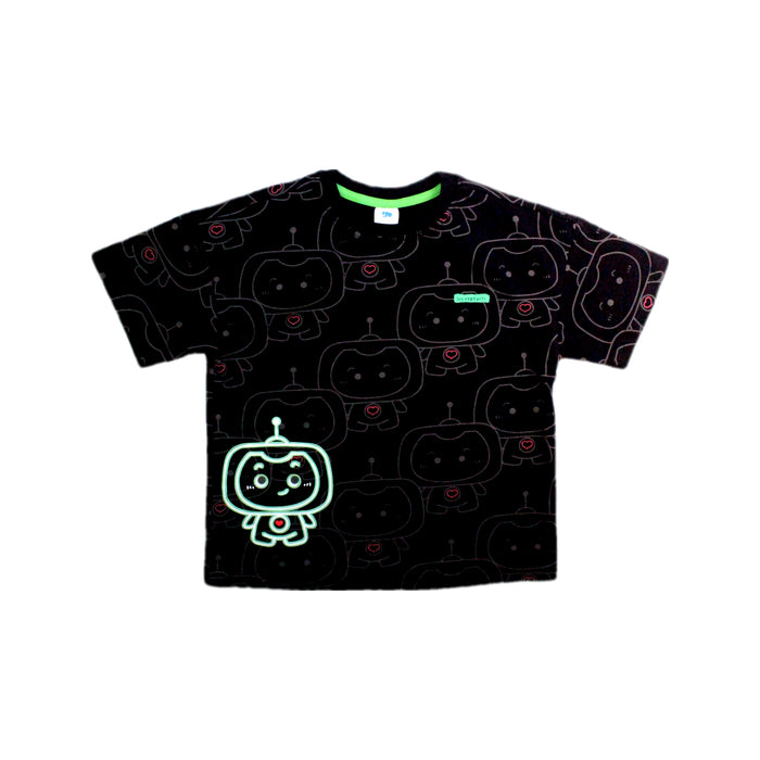 A Black Short Sleeve T Shirts from Les Enphants in size 4T for boy. (Front View)