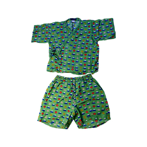 A Green Shorts Sets from Hamamonyo in size 4T for boy. (Front View)
