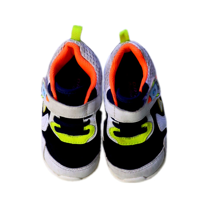 A White Sneakers from Dr. Kong in size 18-24M for neutral. (Back View)