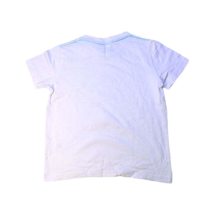 A White Short Sleeve T Shirts from Boden in size 4T for boy. (Back View)