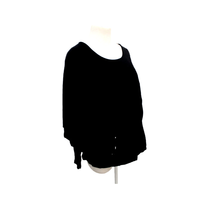 A Black Long Sleeve Tops from Mothers en Vogue in size Maternity-S for maternity. (Front View)