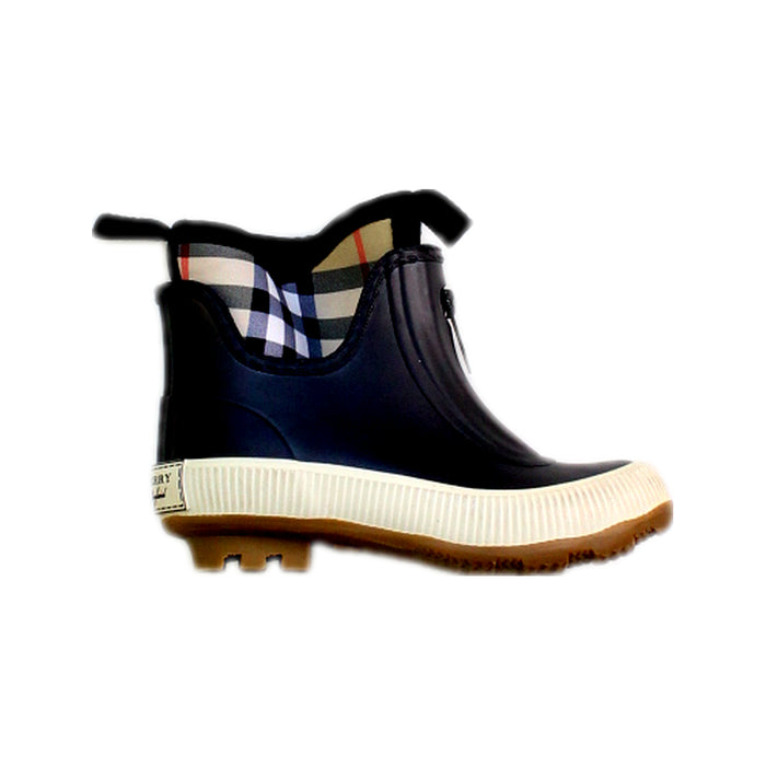 A Black Rain Boots from Burberry in size 3T for boy. (Front View)