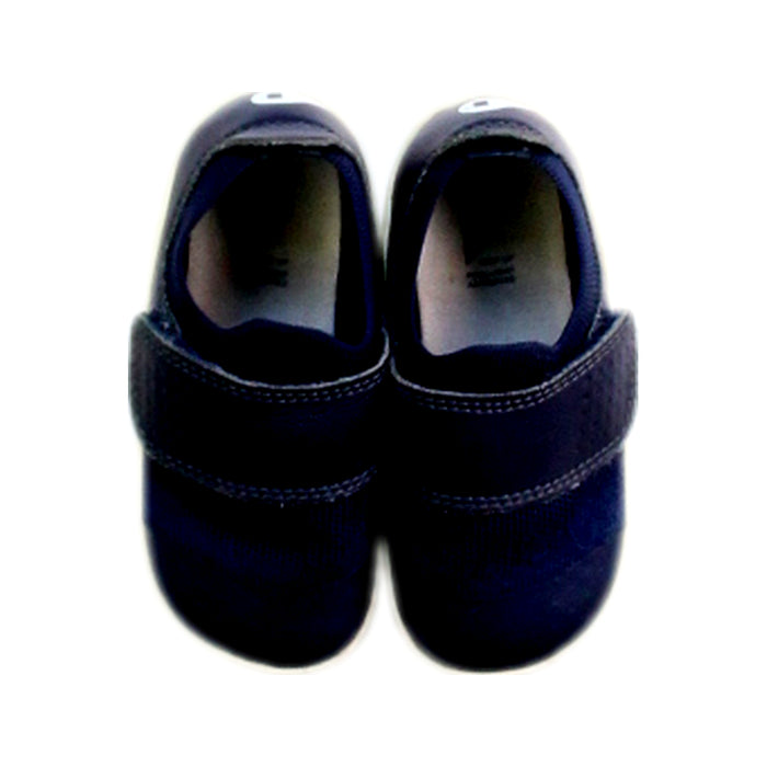 A Navy Sneakers from Bobux in size 12-18M for boy. (Back View)
