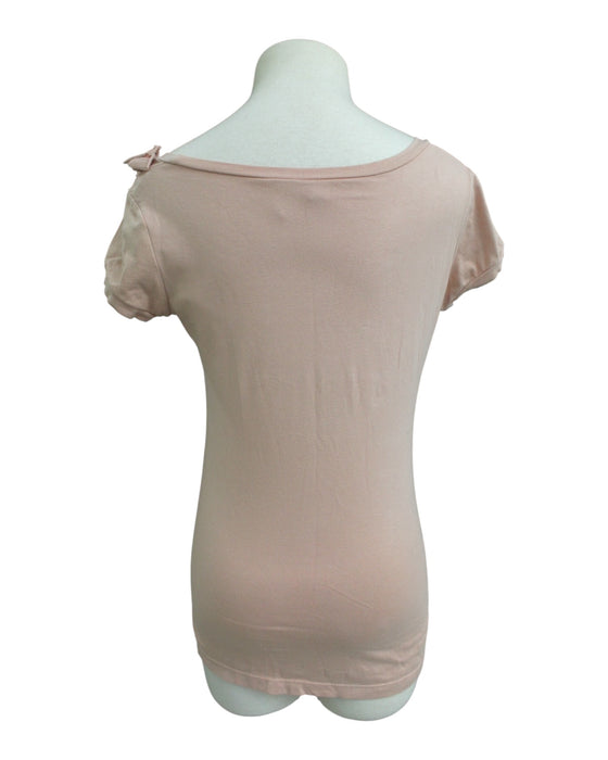 A Pink Short Sleeve Tops from Mothers en Vogue in size Maternity-S for maternity. (Back View)