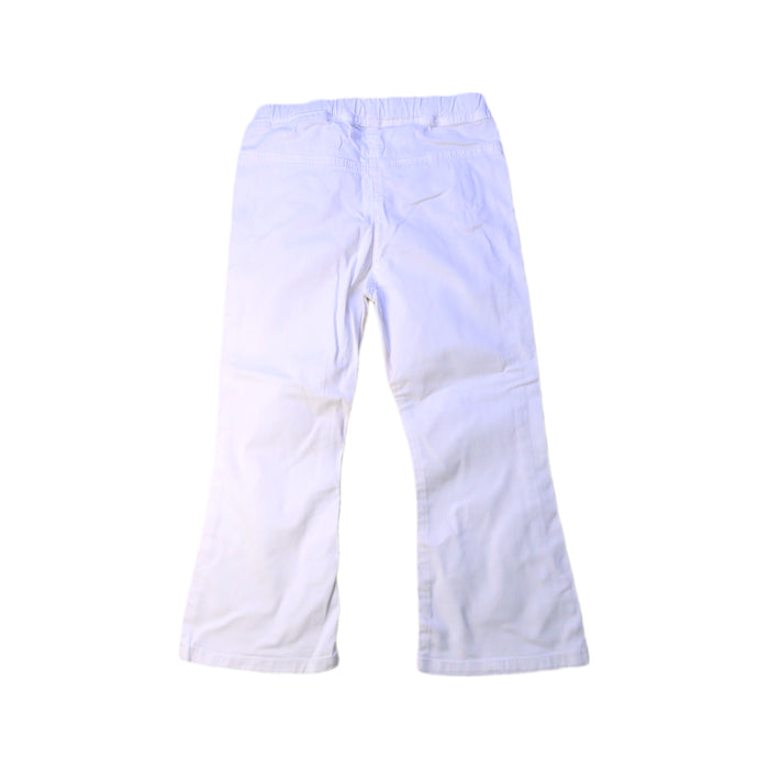 A White Casual Pants from Il Gufo in size 4T for girl. (Back View)