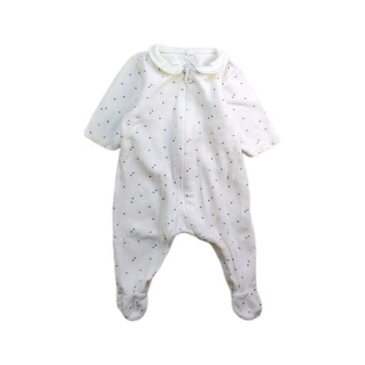 A White Onesies from Petit Bateau in size Newborn for boy. (Front View)