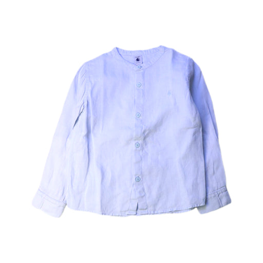 A Blue Long Sleeve Shirts from Petit Bateau in size 5T for boy. (Front View)