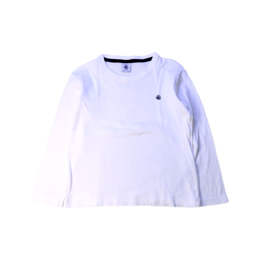 A White Long Sleeve T Shirts from Petit Bateau in size 5T for boy. (Front View)