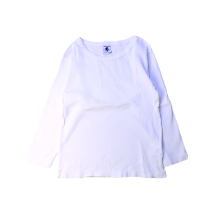 A White Long Sleeve T Shirts from Petit Bateau in size 5T for boy. (Front View)