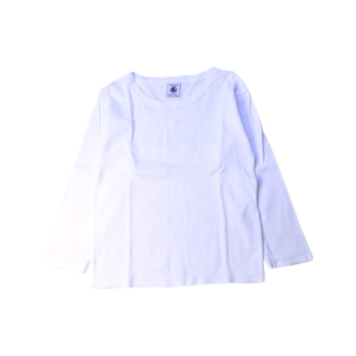 A White Long Sleeve T Shirts from Petit Bateau in size 5T for neutral. (Front View)