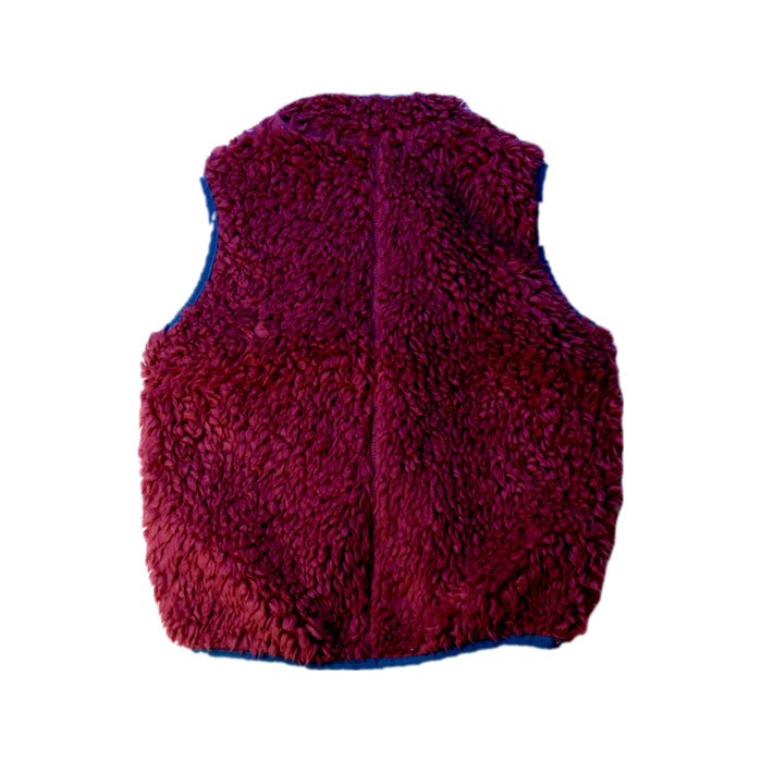 A Burgundy Outerwear Vests from Patagonia in size 2T for boy. (Back View)