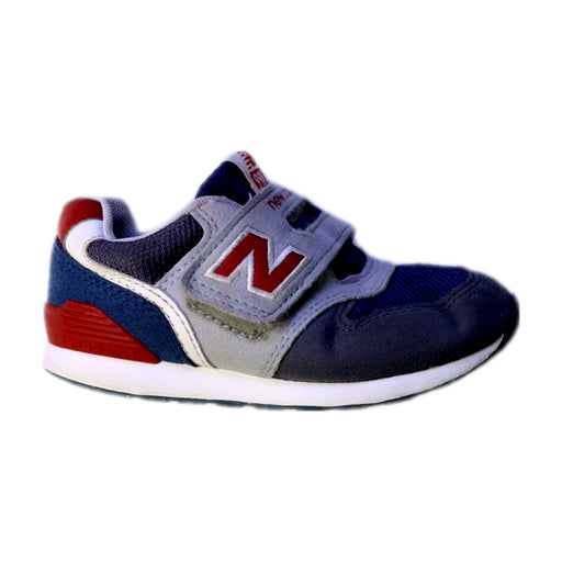 A Blue Sneakers from New Balance in size 3T for neutral. (Front View)
