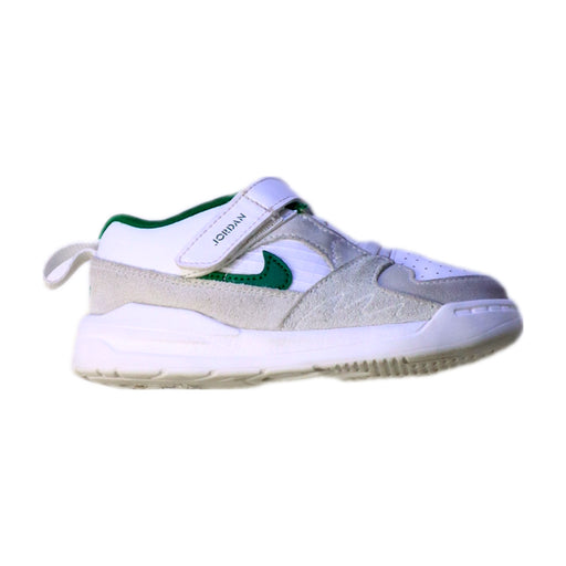 A White Sneakers from Air Jordan in size 4T for neutral. (Front View)