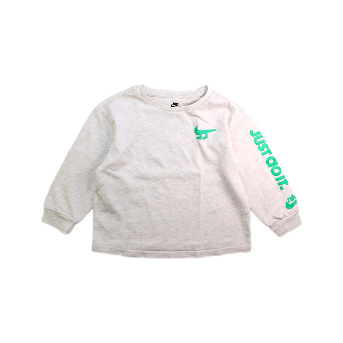 A White Long Sleeve T Shirts from Nike in size 3T for neutral. (Front View)