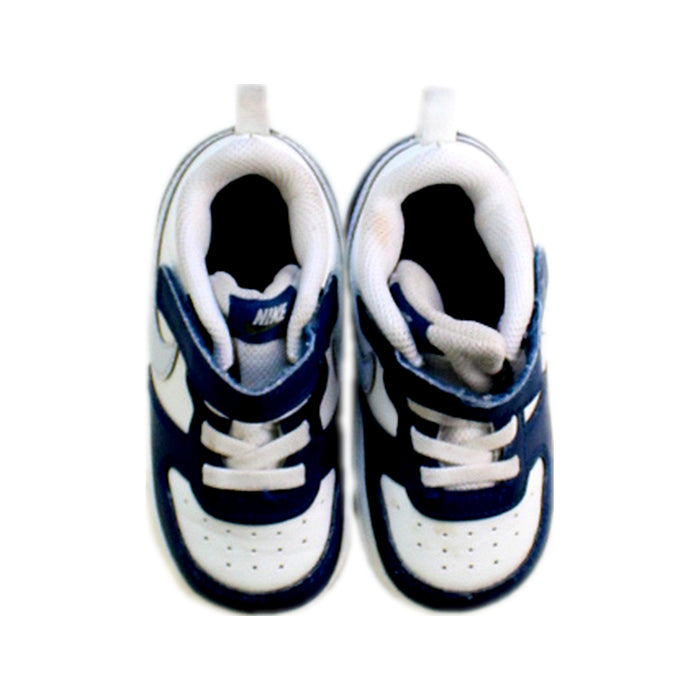 A White Sneakers from Nike in size 18-24M for boy. (Back View)