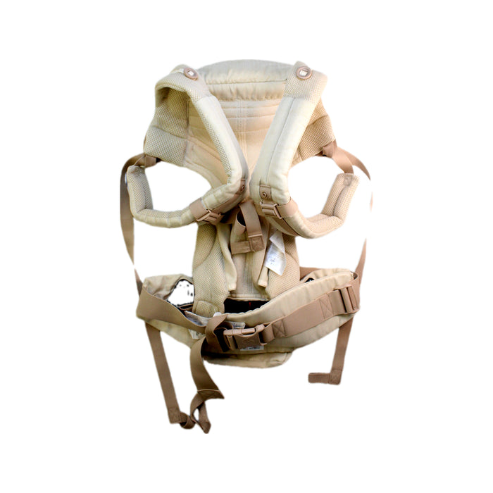 A Beige Baby Carriers from Ergobaby in size 0-3M for neutral. (Front View)
