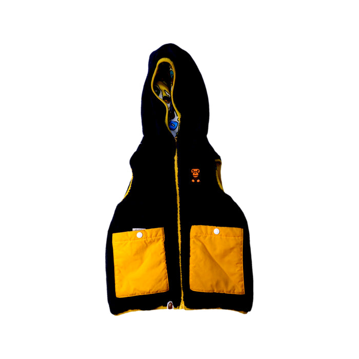 A Multicolour Outerwear Vests from Bape by A Bathing Ape in size 5T for neutral. (Back View)
