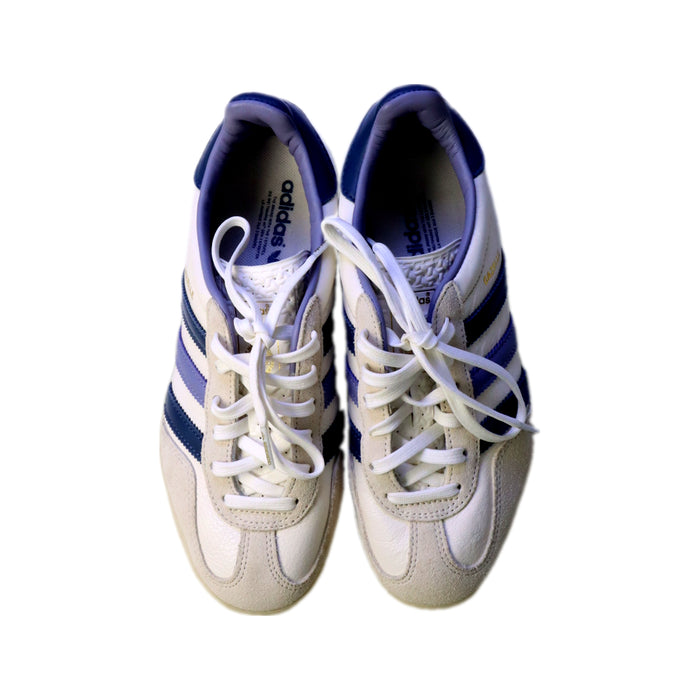 A White Sneakers from Adidas in size 11Y for neutral. (Back View)