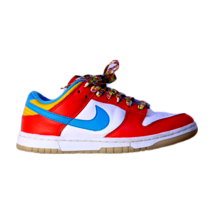 A Multicolour Sneakers from Nike in size 11Y for neutral. (Front View)