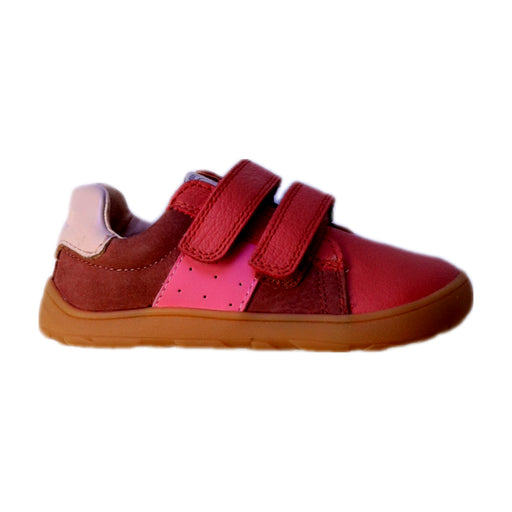 A Red Sneakers from Bisgaard in size 4T for neutral. (Front View)