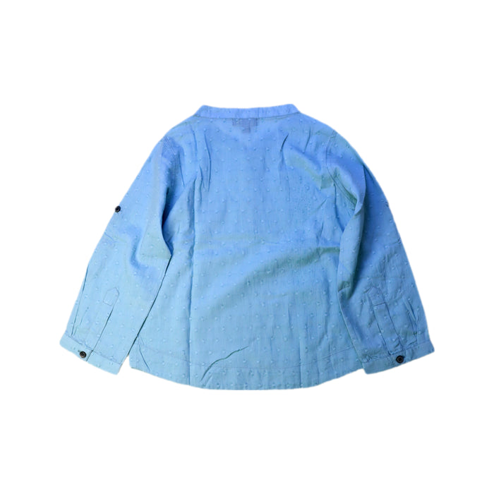 A Blue Long Sleeve Shirts from Velveteen in size 4T for boy. (Back View)