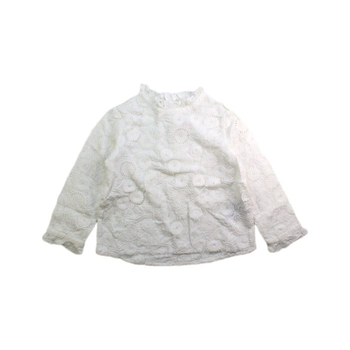 A White Long Sleeve Tops from Bonpoint in size 4T for girl. (Front View)