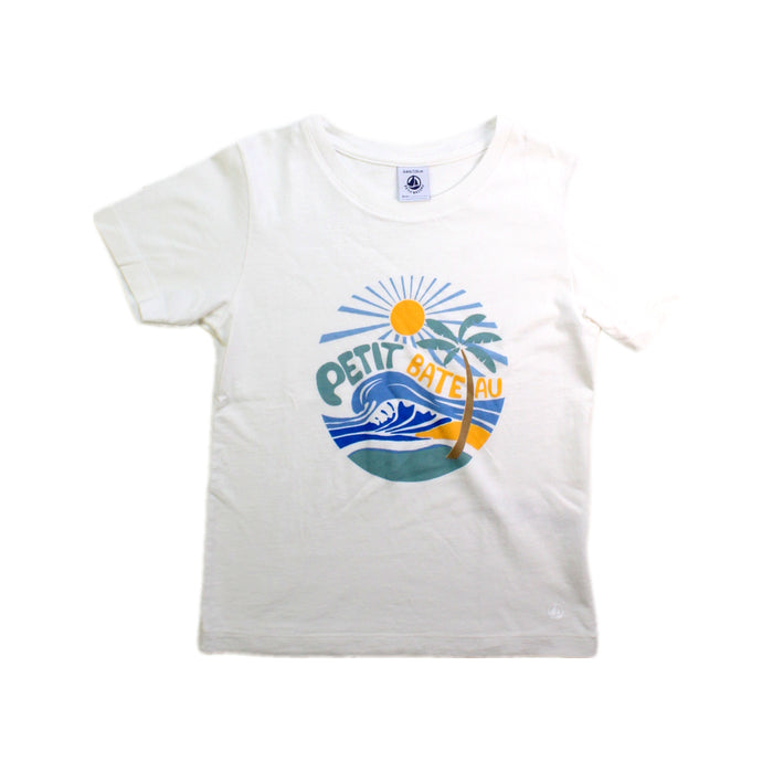 A White Short Sleeve T Shirts from Petit Bateau in size 6T for boy. (Front View)