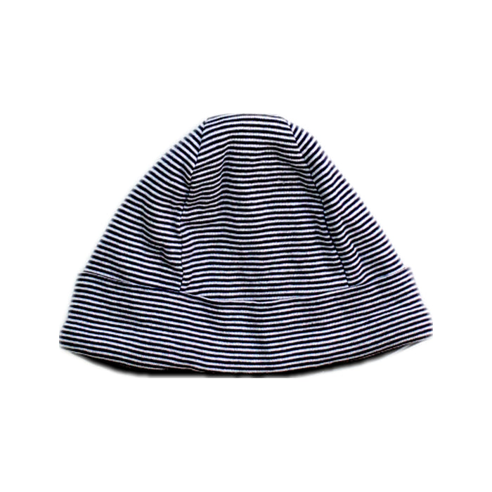 A Black Beanies from Petit Bateau in size 12-18M for boy. (Back View)