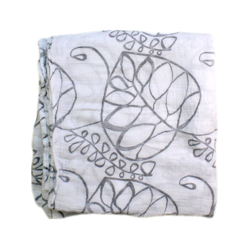 A White Swaddles from Aden & Anais in size 0-3M for neutral. (Front View)