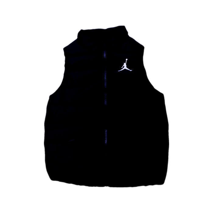 A Black Outerwear Vests from Air Jordan in size 9Y for boy. (Front View)
