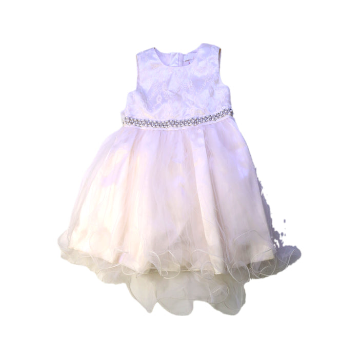 A White Sleeveless Dresses from Camilla in size 4T for girl. (Front View)