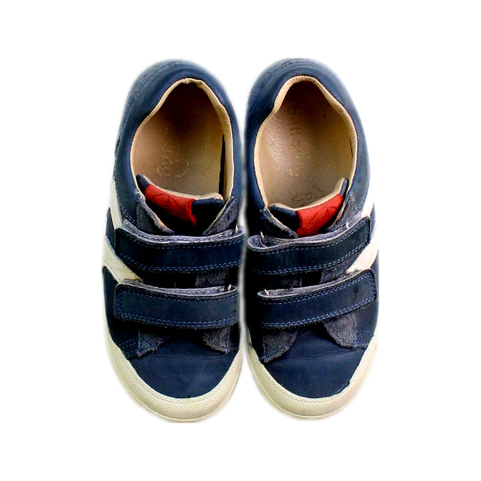 A Blue Sneakers from Bellamy in size 7Y for neutral. (Back View)