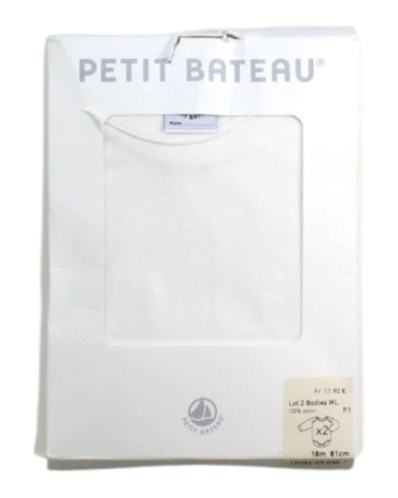 A White Long Sleeve Bodysuits from Petit Bateau in size 12-18M for boy. (Front View)