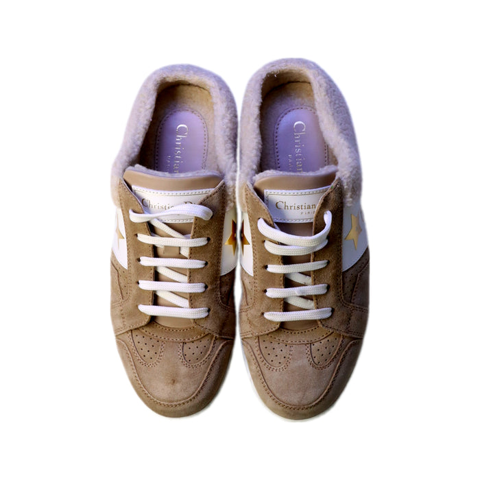 A Beige Sneakers from Dior in size 11Y for girl. (Back View)