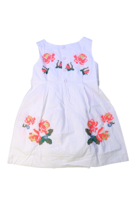 A White Sleeveless Dresses from Bonpoint in size 3T for girl. (Back View)