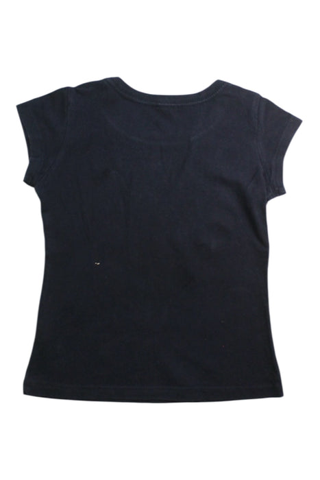A Black Short Sleeve T Shirts from Nike in size 4T for girl. (Back View)