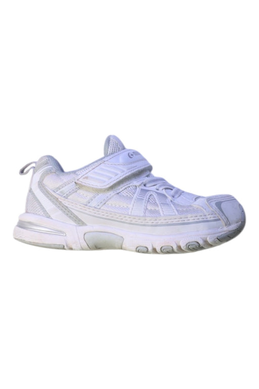 A White Sneakers from Moonstar in size 4T for neutral. (Front View)