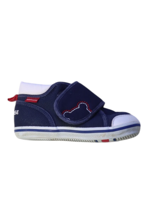 A Navy Sneakers from Miki House in size 18-24M for neutral. (Front View)