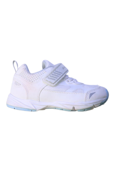 A White Sneakers from Moonstar in size 3T for neutral. (Front View)