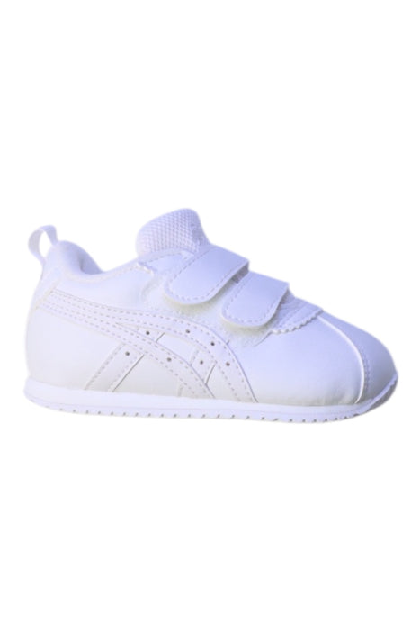 A White Sneakers from ASICS in size 12-18M for neutral. (Front View)