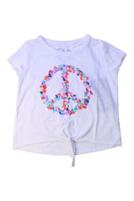 A White Short Sleeve T Shirts from Chaser in size 4T for girl. (Front View)