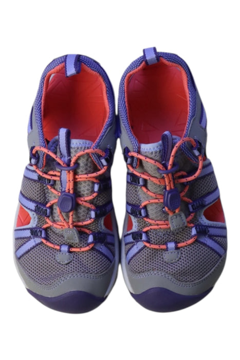 A Purple Aqua Shoes from Teva in size 6T for neutral. (Back View)