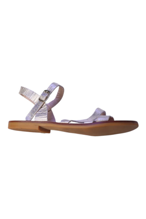 A White Sandals from Jacadi in size 7Y for girl. (Front View)