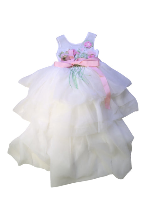 A White Sleeveless Dresses from Nicholas & Bears in size 4T for girl. (Front View)