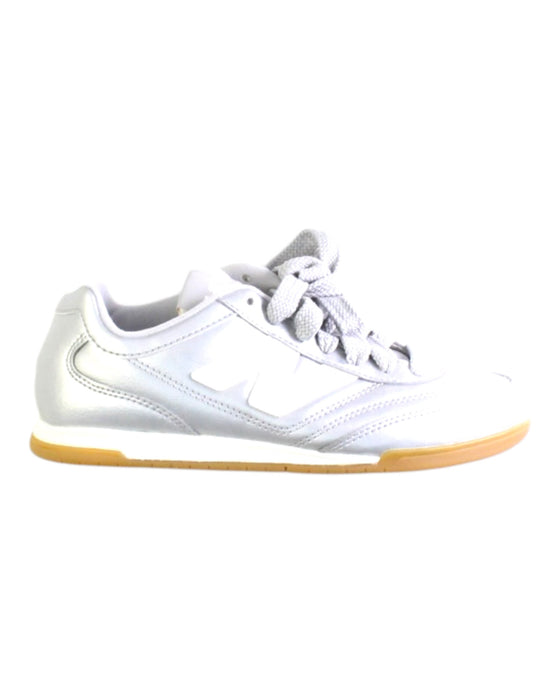 A White Sneakers from New Balance in size 12Y for neutral. (Front View)