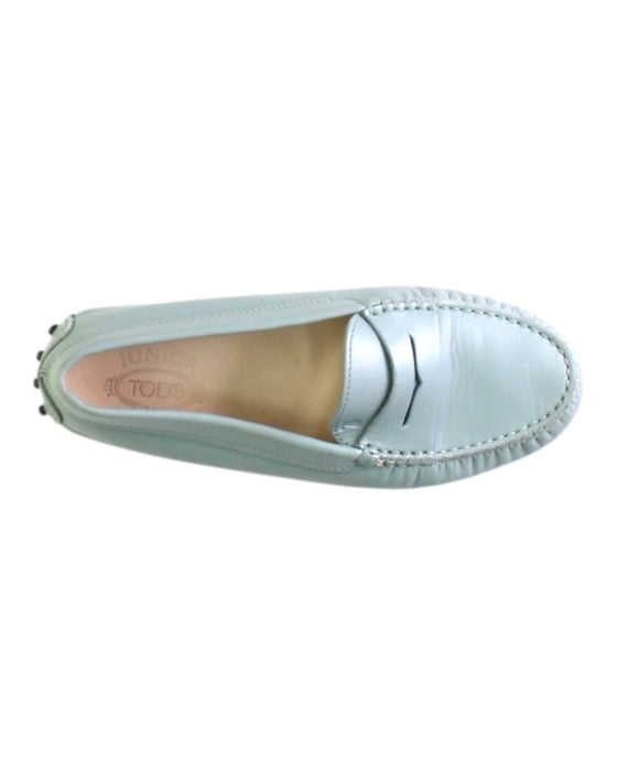 A White Loafers & Moccasins from Tod’s in size 10Y for boy. (Front View)