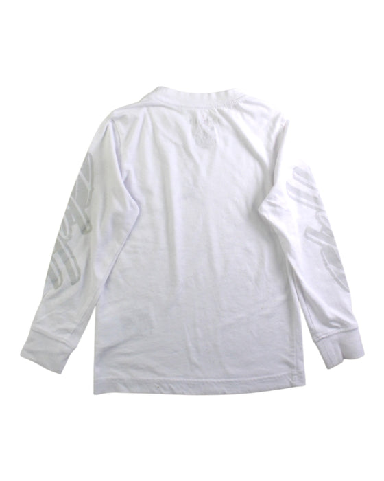 A White Long Sleeve T Shirts from Air Jordan in size 4T for boy. (Back View)